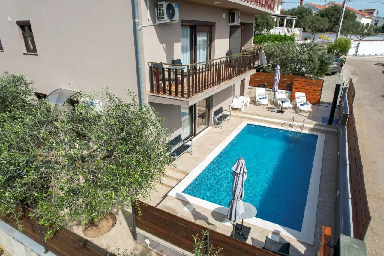 Pool Apartments Julia Zadar Exterior foto