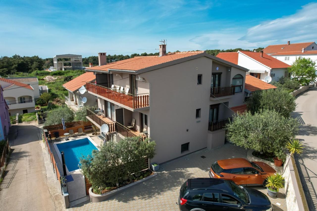 Pool Apartments Julia Zadar Exterior foto
