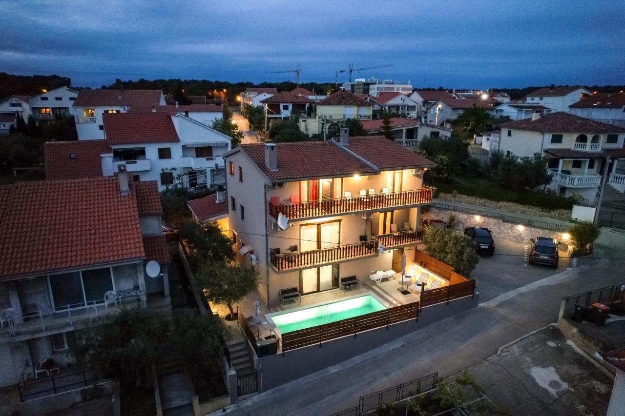 Pool Apartments Julia Zadar Exterior foto