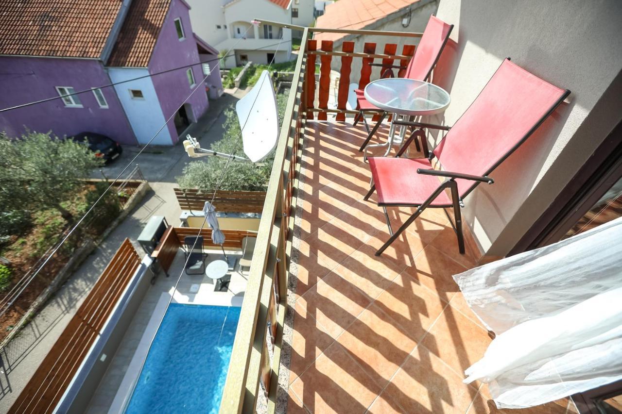 Pool Apartments Julia Zadar Exterior foto