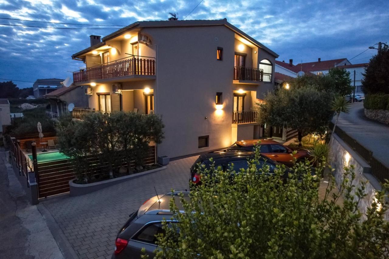 Pool Apartments Julia Zadar Exterior foto