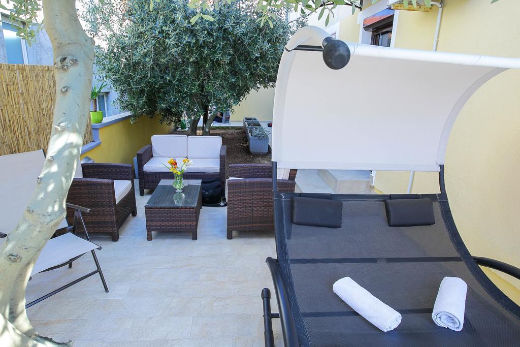 Pool Apartments Julia Zadar Exterior foto