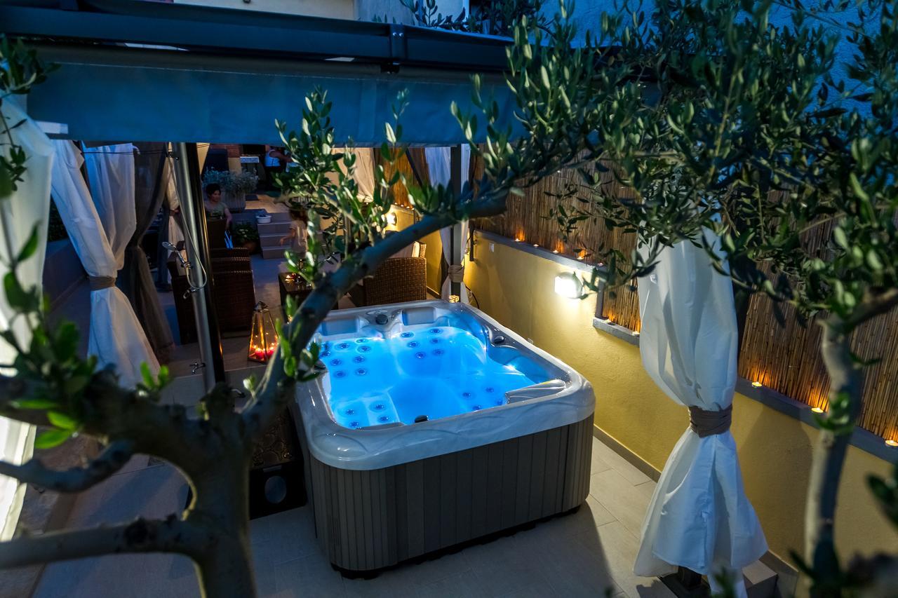 Pool Apartments Julia Zadar Exterior foto